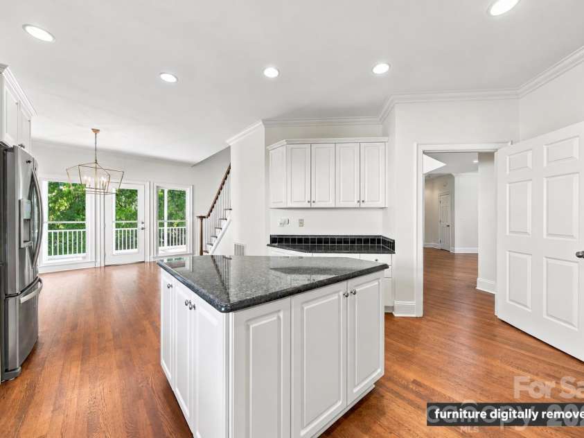 5539 Sunstar Court, Charlotte, NC 28226.  MLS# CAR4431682, YatesRealty ID 55248. 