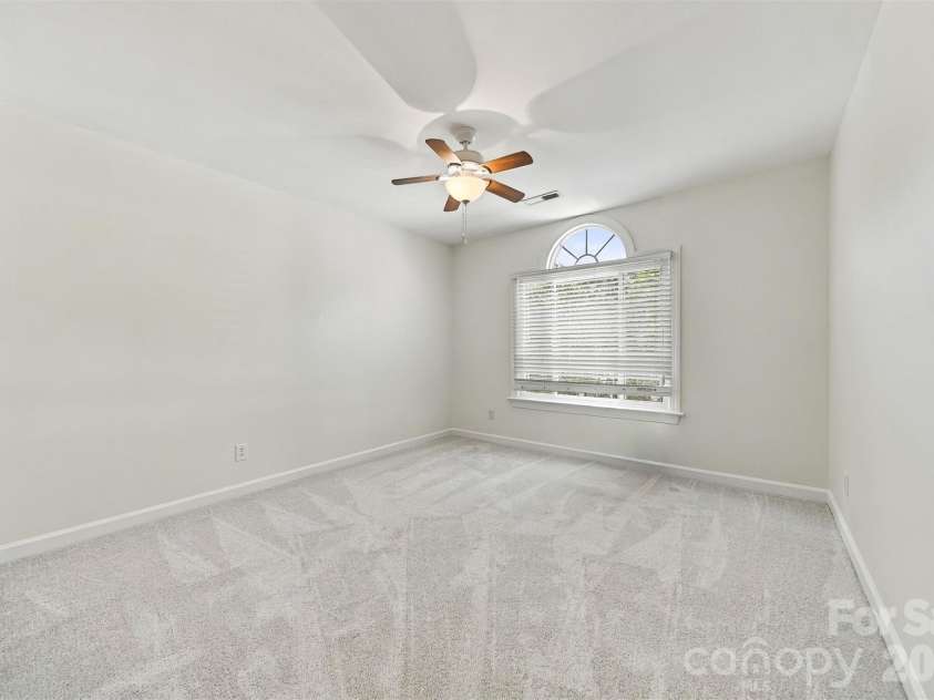 5539 Sunstar Court, Charlotte, NC 28226.  MLS# CAR4431682, YatesRealty ID 55248. 