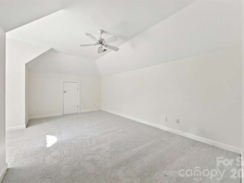 5539 Sunstar Court, Charlotte, NC 28226.  MLS# CAR4431682, YatesRealty ID 55248. 