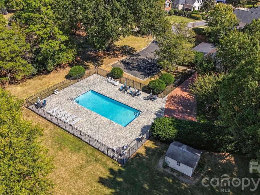 5539 Sunstar Court, Charlotte, NC 28226.  MLS# CAR4431682, YatesRealty ID 55248. 