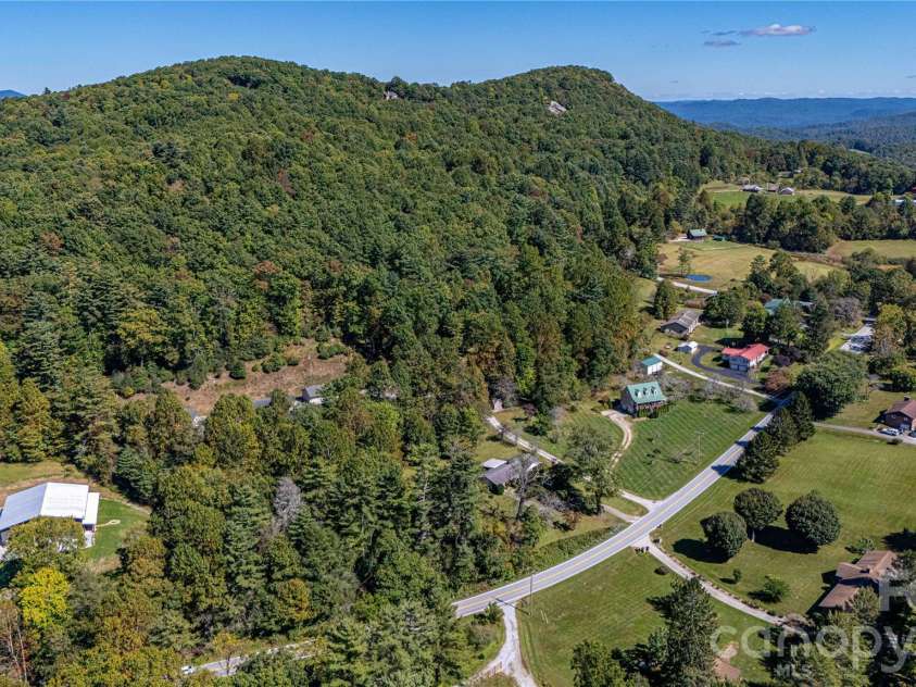 2586 Kim Miller Road, Lake Toxaway, NC 28747.  MLS# CAR4431012, YatesRealty ID 55249. 