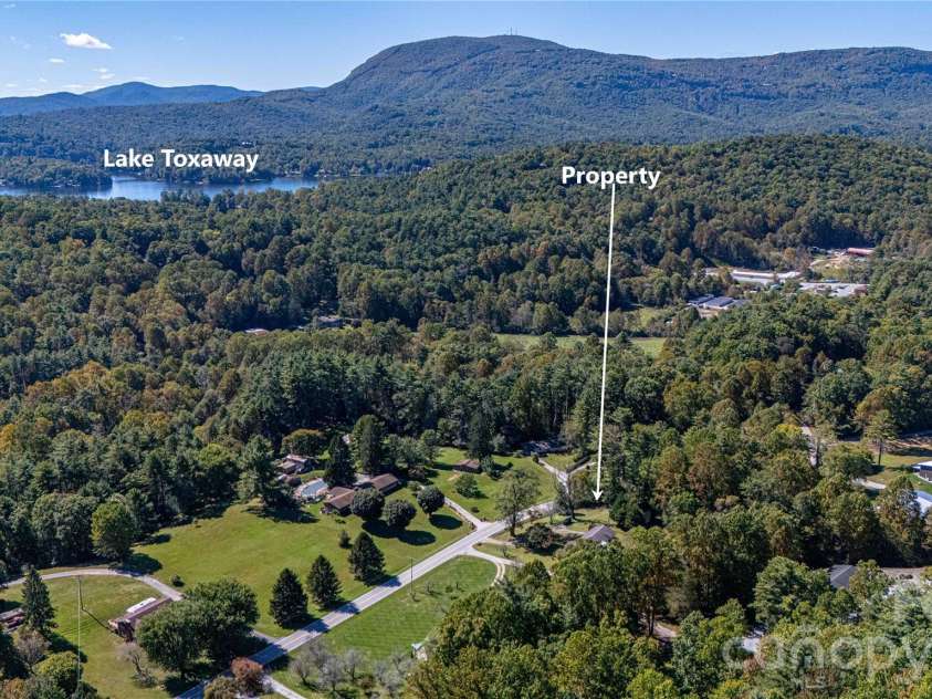 2586 Kim Miller Road, Lake Toxaway, NC 28747.  MLS# CAR4431012, YatesRealty ID 55249. 
