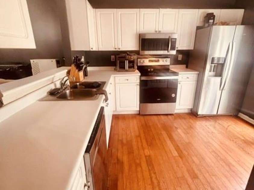 6376 Mallard View Lane, Charlotte, NC 28269.  MLS# CAR4432128, YatesRealty ID 55255. 