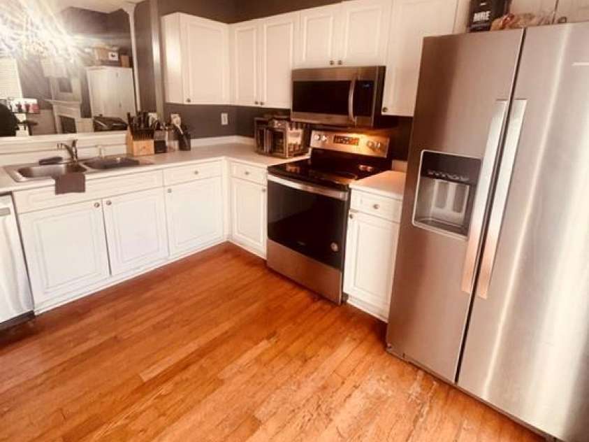6376 Mallard View Lane, Charlotte, NC 28269.  MLS# CAR4432128, YatesRealty ID 55255. 