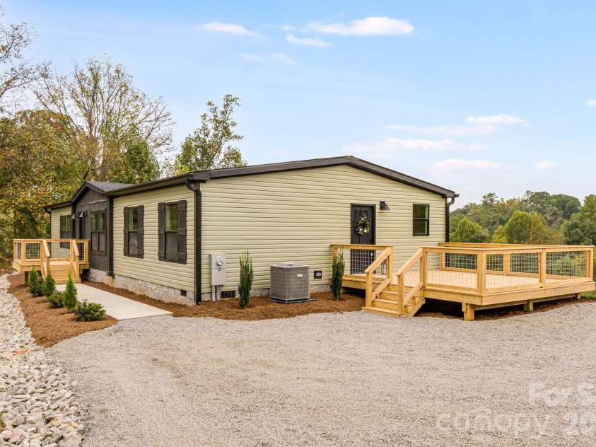 823 Jupiter Road, Weaverville, NC 28787.  MLS# CAR4431463, YatesRealty ID 55256. 