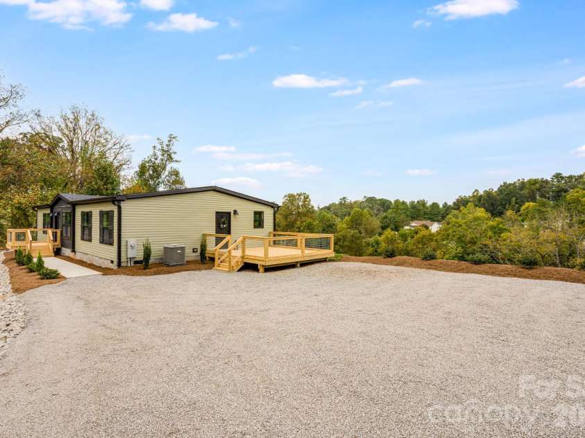 823 Jupiter Road, Weaverville, NC 28787.  MLS# CAR4431463, YatesRealty ID 55256. 