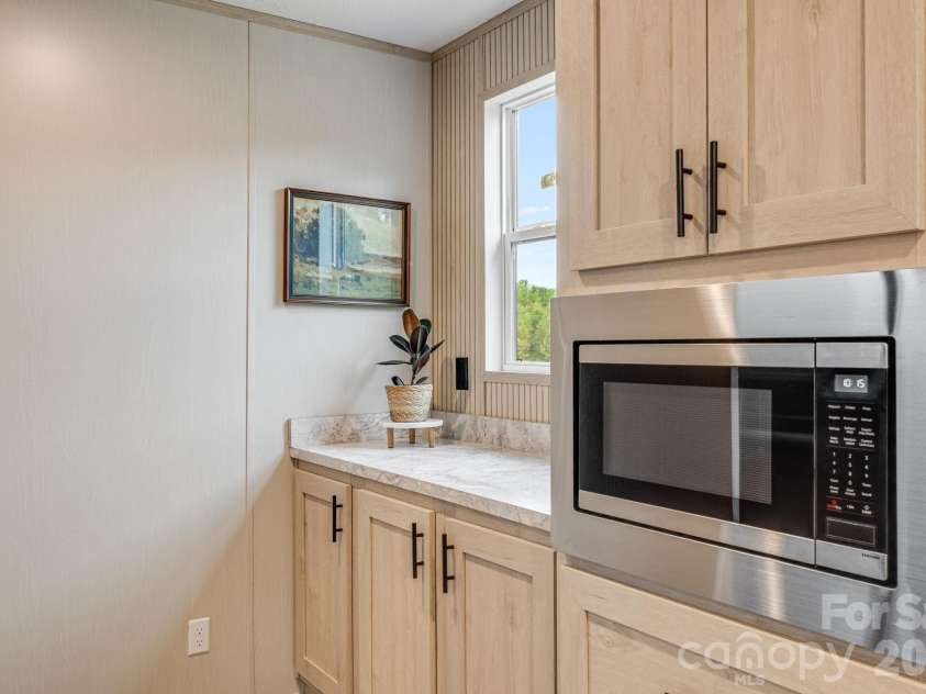 823 Jupiter Road, Weaverville, NC 28787.  MLS# CAR4431463, YatesRealty ID 55256. 