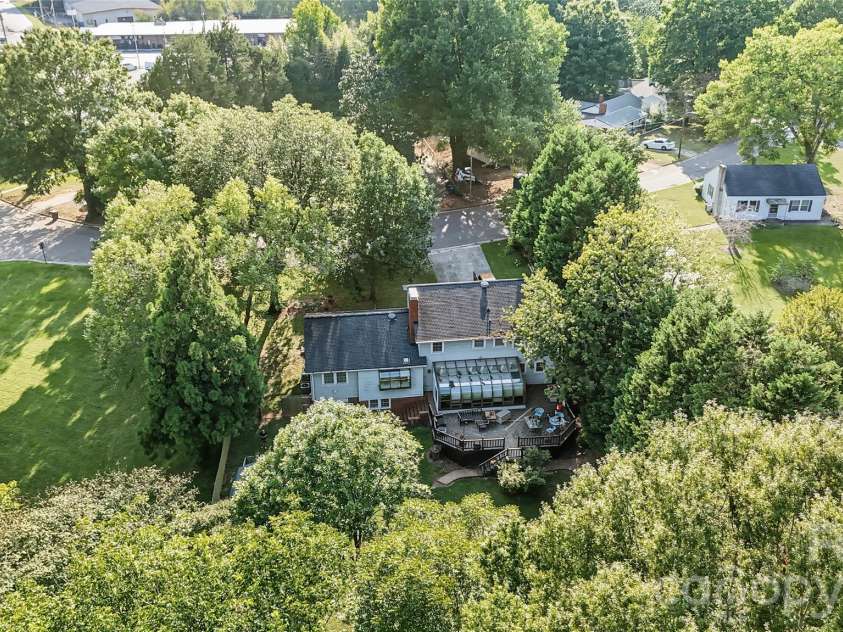 731 Club Drive, Statesville, NC 28677.  MLS# CAR4428330, YatesRealty ID 55258. 