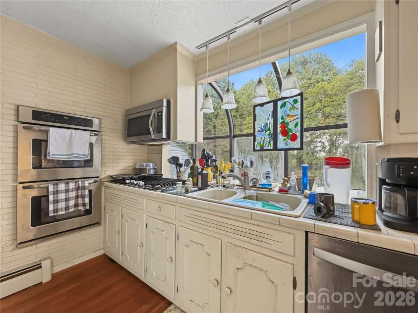 731 Club Drive, Statesville, NC 28677.  MLS# CAR4428330, YatesRealty ID 55258. 