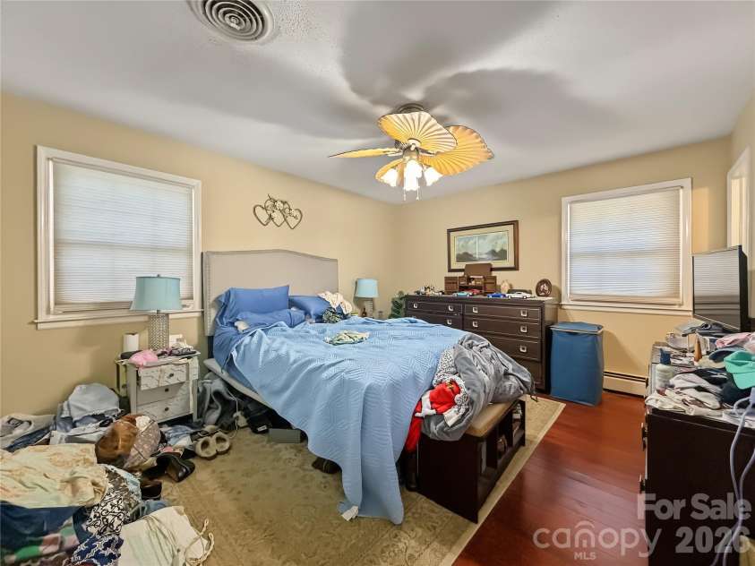 731 Club Drive, Statesville, NC 28677.  MLS# CAR4428330, YatesRealty ID 55258. 