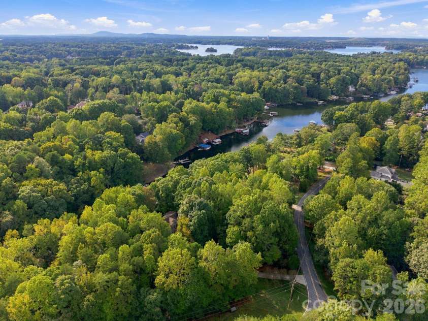 218 Culpeze Road, Mooresville, NC 28117.  MLS# CAR4430755, YatesRealty ID 55259. 