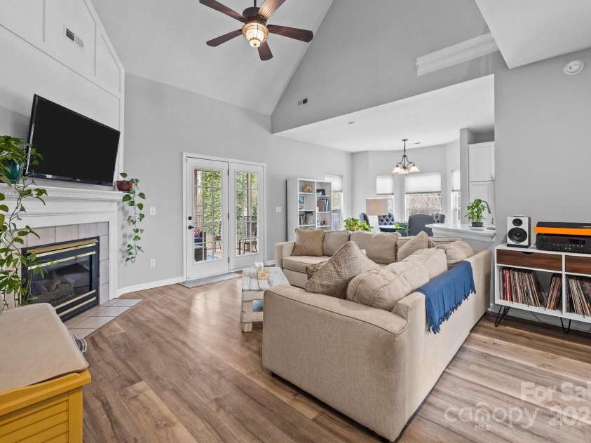 207 Pebble Creek Crossing, Fort Mill, SC 29715.  MLS# CAR4225180, YatesRealty ID 5526. 
