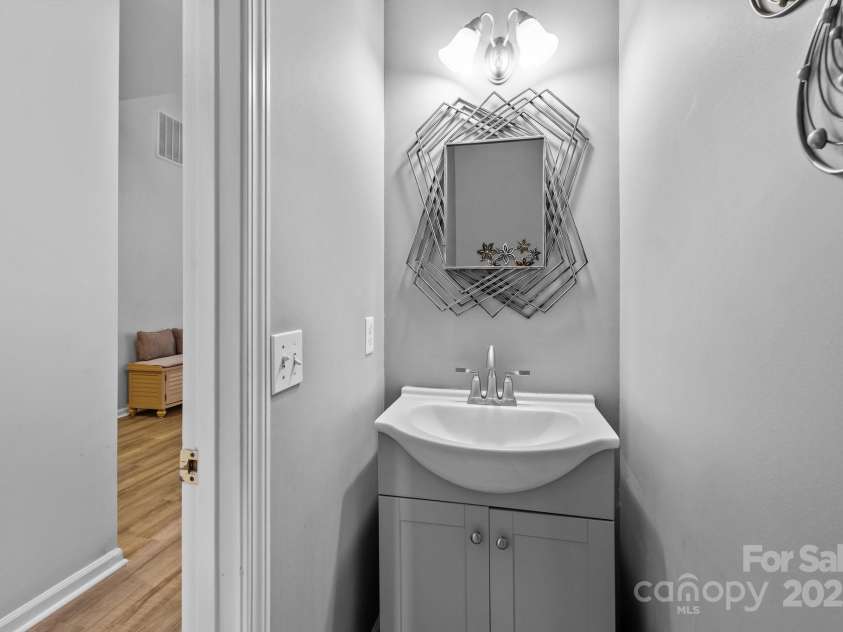 207 Pebble Creek Crossing, Fort Mill, SC 29715.  MLS# CAR4225180, YatesRealty ID 5526. 