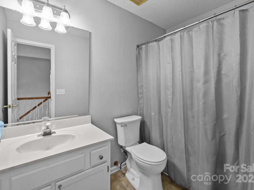 207 Pebble Creek Crossing, Fort Mill, SC 29715.  MLS# CAR4225180, YatesRealty ID 5526. 
