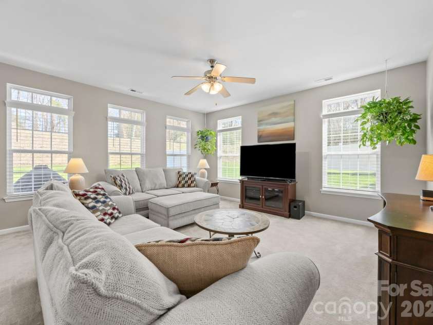 444 Battery Circle, Clover, SC 29710.  MLS# CAR4352674, YatesRealty ID 5526. 