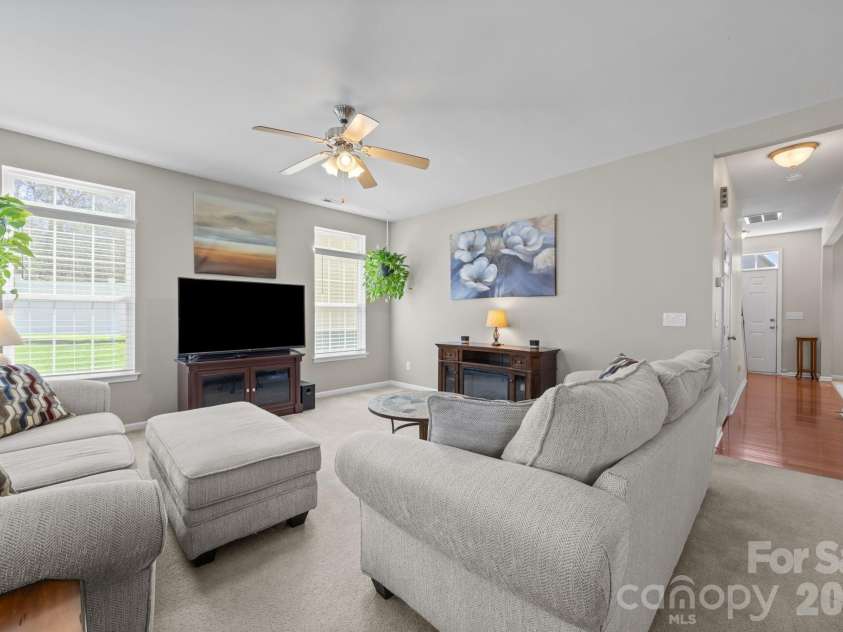 444 Battery Circle, Clover, SC 29710.  MLS# CAR4352674, YatesRealty ID 5526. 