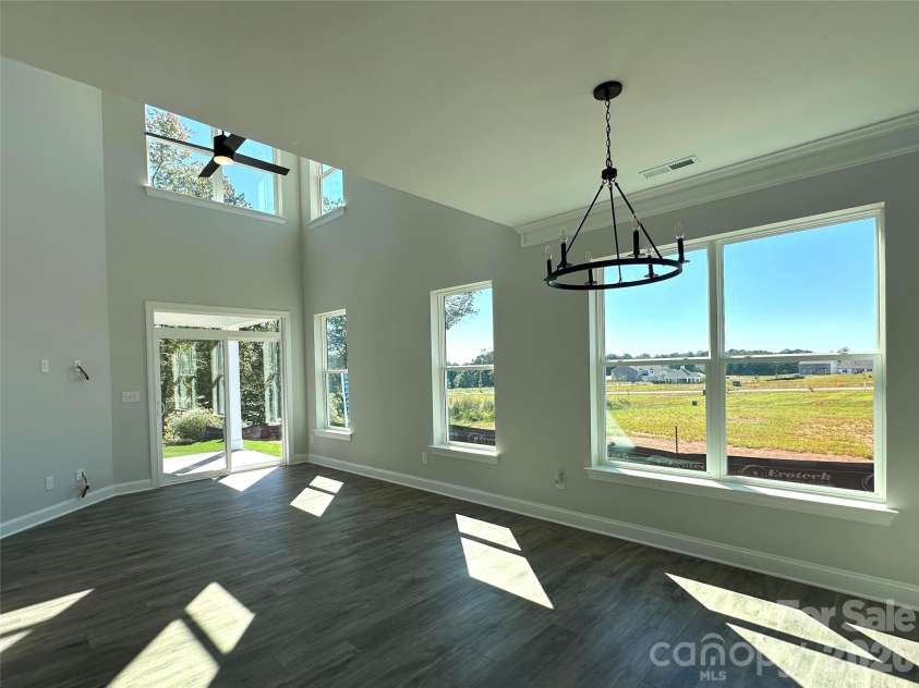 109 Pull Lane, Troutman, NC 28166.  MLS# CAR4432420, YatesRealty ID 55260. Dining area