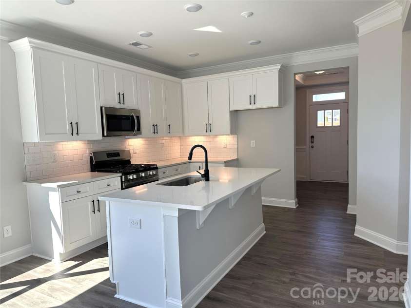 109 Pull Lane, Troutman, NC 28166.  MLS# CAR4432420, YatesRealty ID 55260. Kitchen