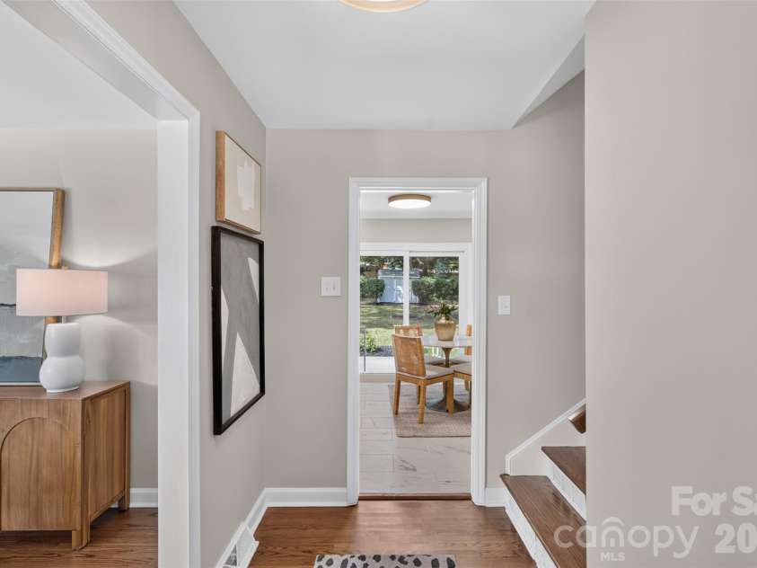 3918 Rhodes Avenue, Charlotte, NC 28210.  MLS# CAR4432255, YatesRealty ID 55263. 