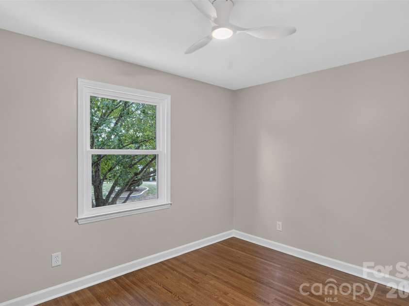3918 Rhodes Avenue, Charlotte, NC 28210.  MLS# CAR4432255, YatesRealty ID 55263. 