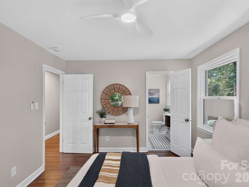 3918 Rhodes Avenue, Charlotte, NC 28210.  MLS# CAR4432255, YatesRealty ID 55263. 