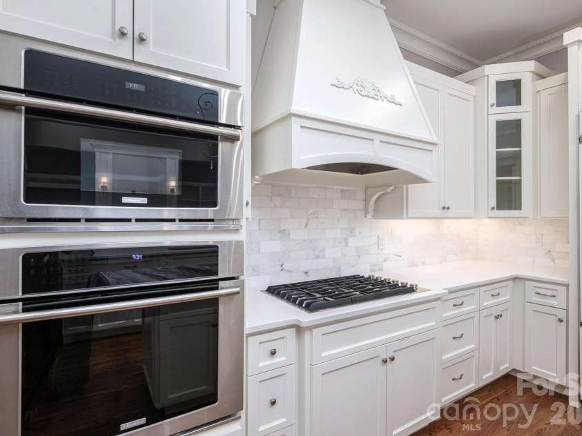 5109 Watermead Lane, Belmont, NC 28012.  MLS# CAR4431359, YatesRealty ID 55264. 