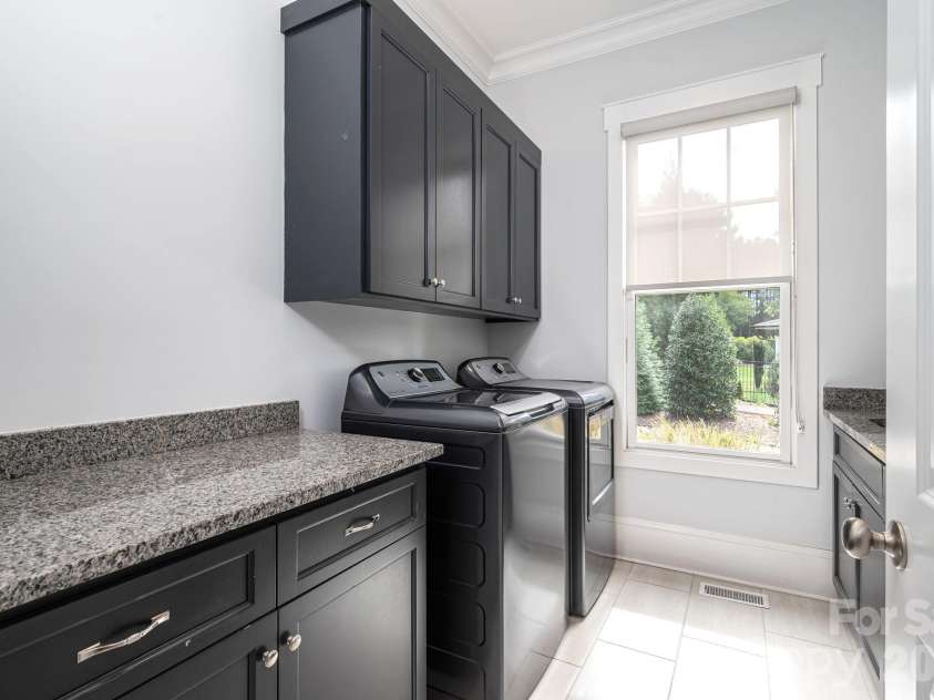 5109 Watermead Lane, Belmont, NC 28012.  MLS# CAR4431359, YatesRealty ID 55264. 