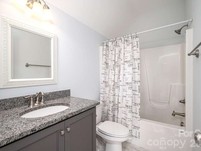 5109 Watermead Lane, Belmont, NC 28012.  MLS# CAR4431359, YatesRealty ID 55264. 