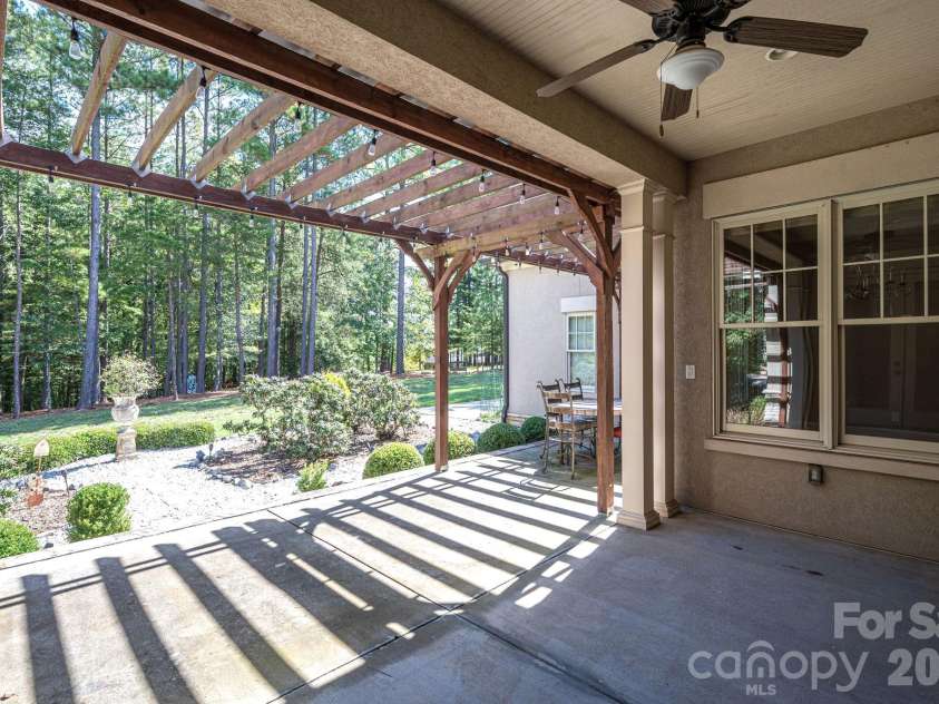 5109 Watermead Lane, Belmont, NC 28012.  MLS# CAR4431359, YatesRealty ID 55264. 