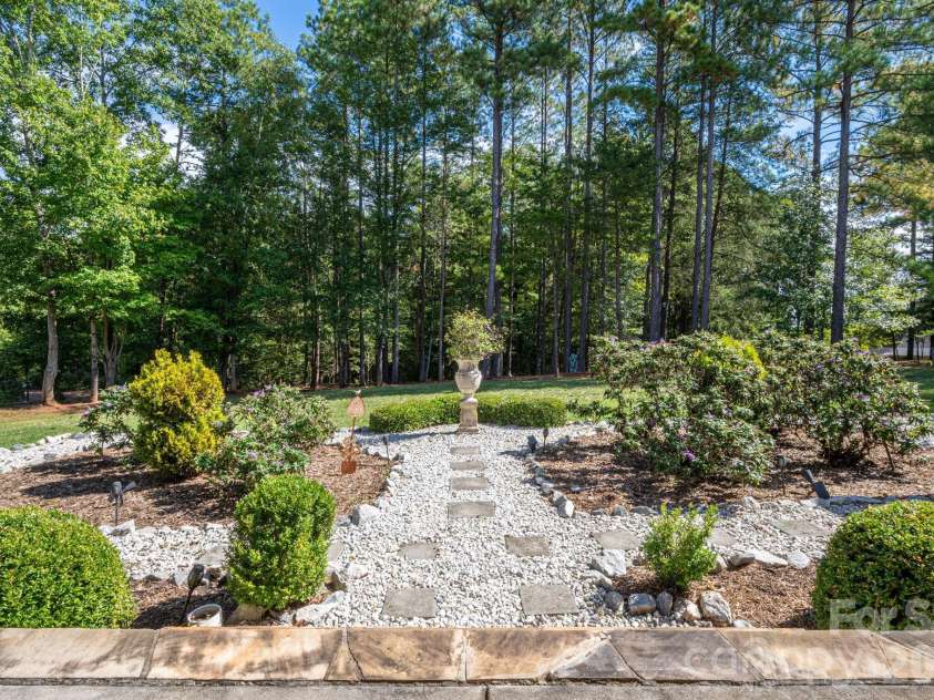 5109 Watermead Lane, Belmont, NC 28012.  MLS# CAR4431359, YatesRealty ID 55264. 