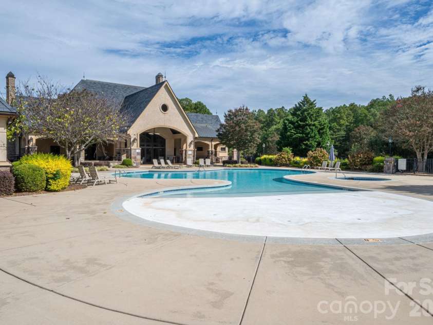 5109 Watermead Lane, Belmont, NC 28012.  MLS# CAR4431359, YatesRealty ID 55264. 