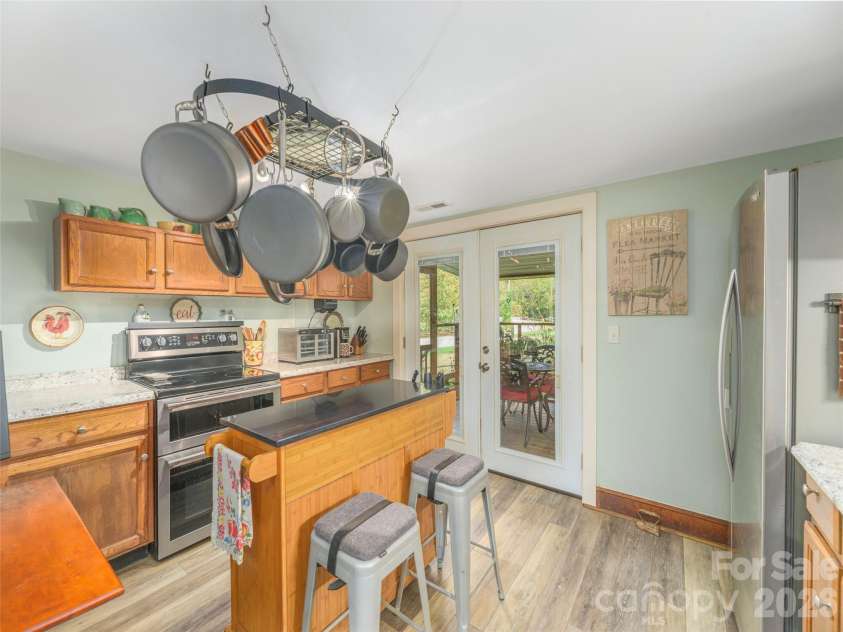 589 Little East Fork Road, Canton, NC 28716.  MLS# CAR4432459, YatesRealty ID 55265. 