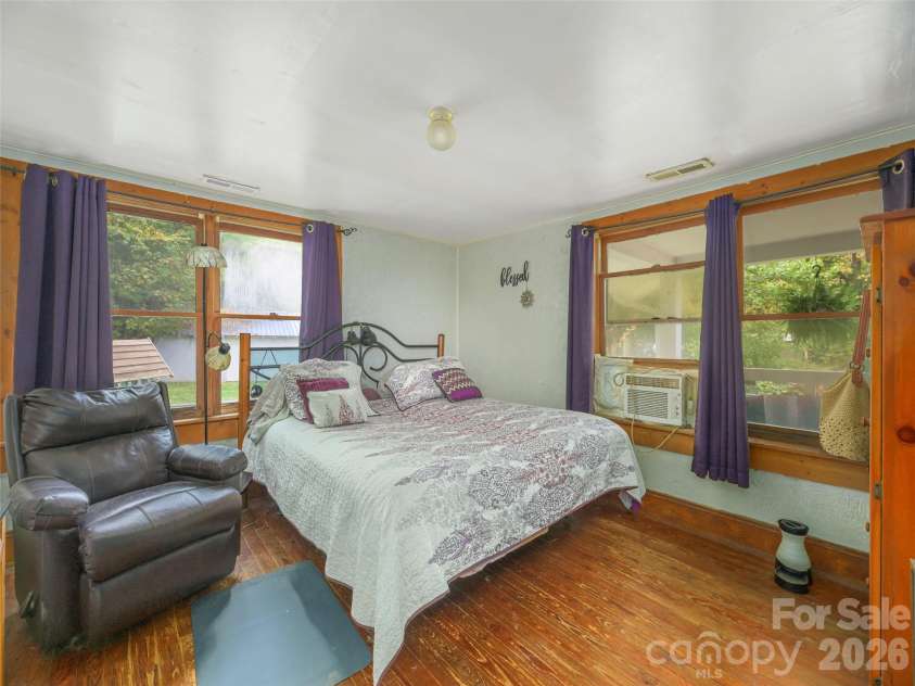 589 Little East Fork Road, Canton, NC 28716.  MLS# CAR4432459, YatesRealty ID 55265. 
