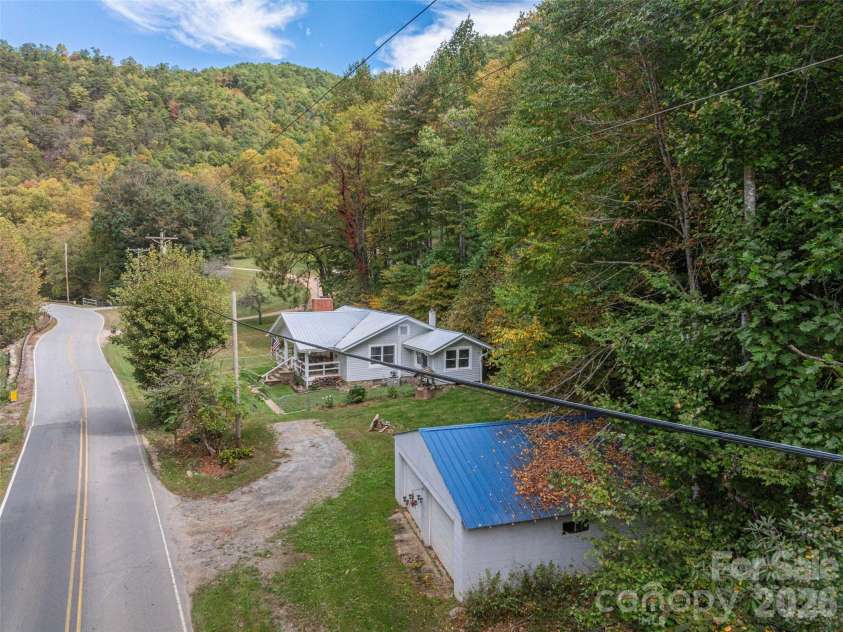 589 Little East Fork Road, Canton, NC 28716.  MLS# CAR4432459, YatesRealty ID 55265. 