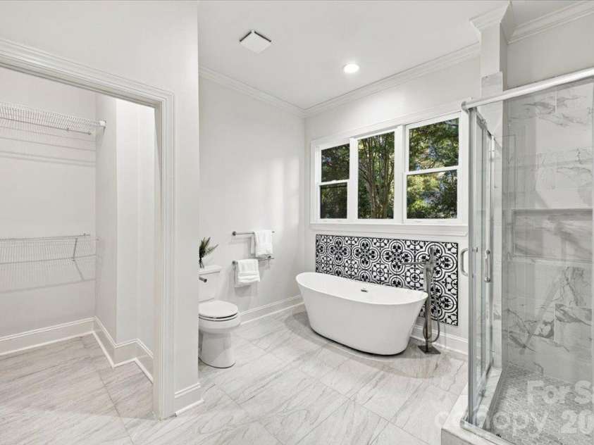 315 Confederate Street, Fort Mill, SC 29715.  MLS# CAR4431464, YatesRealty ID 55267. Primary Bathroom