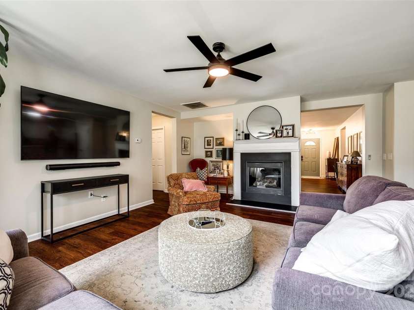 269 Loch Stone Street, Fort Mill, SC 29715.  MLS# CAR4237075, YatesRealty ID 5527. 