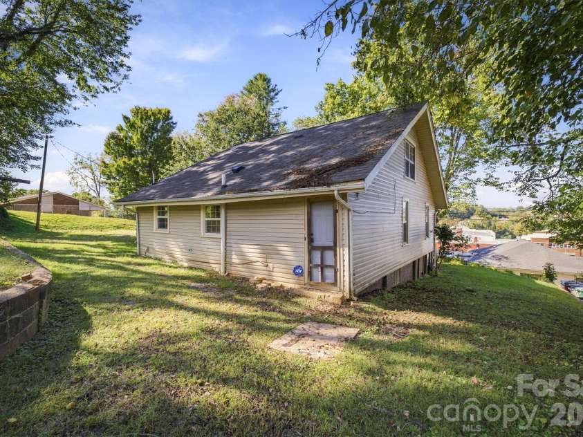 1203 Spainhour Street, Lenoir, NC 28645.  MLS# CAR4432423, YatesRealty ID 55271. 