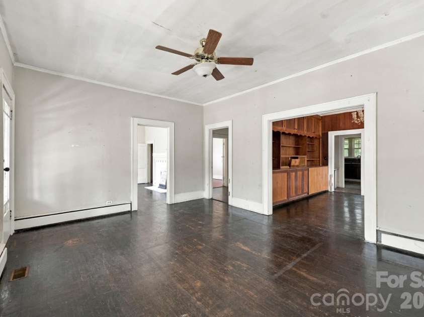 622 Council Street, Salisbury, NC 28144.  MLS# CAR4432485, YatesRealty ID 55277. 
