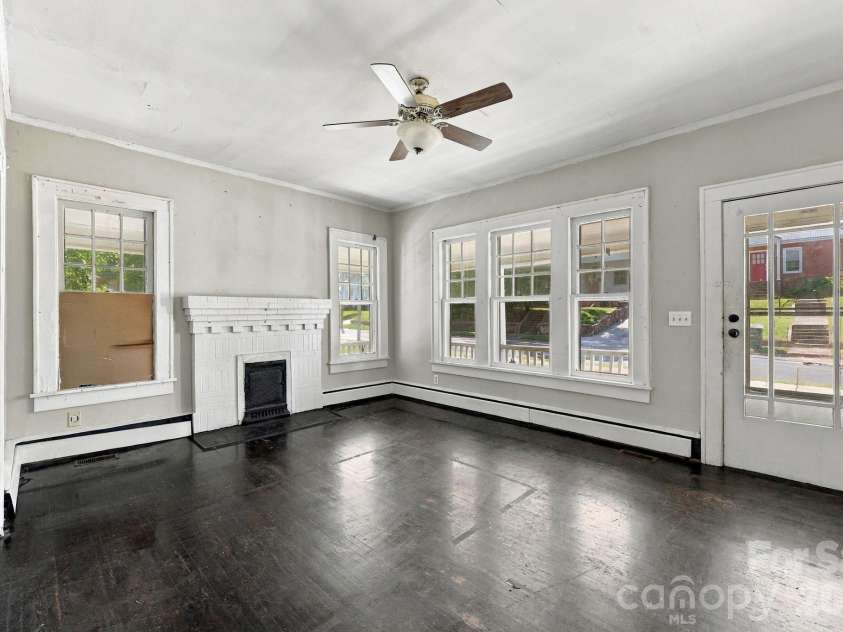 622 Council Street, Salisbury, NC 28144.  MLS# CAR4432485, YatesRealty ID 55277. 