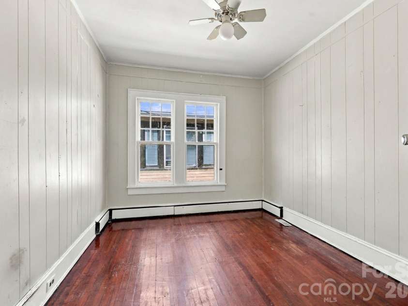 622 Council Street, Salisbury, NC 28144.  MLS# CAR4432485, YatesRealty ID 55277. 