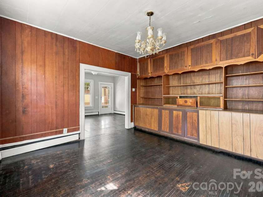 622 Council Street, Salisbury, NC 28144.  MLS# CAR4432485, YatesRealty ID 55277. 
