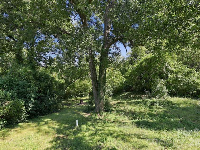 622 Council Street, Salisbury, NC 28144.  MLS# CAR4432485, YatesRealty ID 55277. 