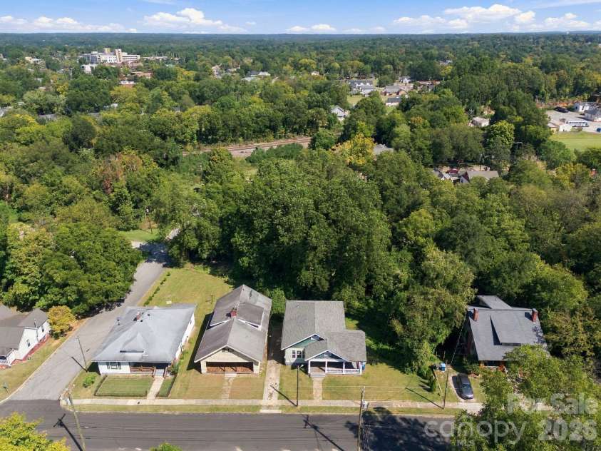 622 Council Street, Salisbury, NC 28144.  MLS# CAR4432485, YatesRealty ID 55277. 