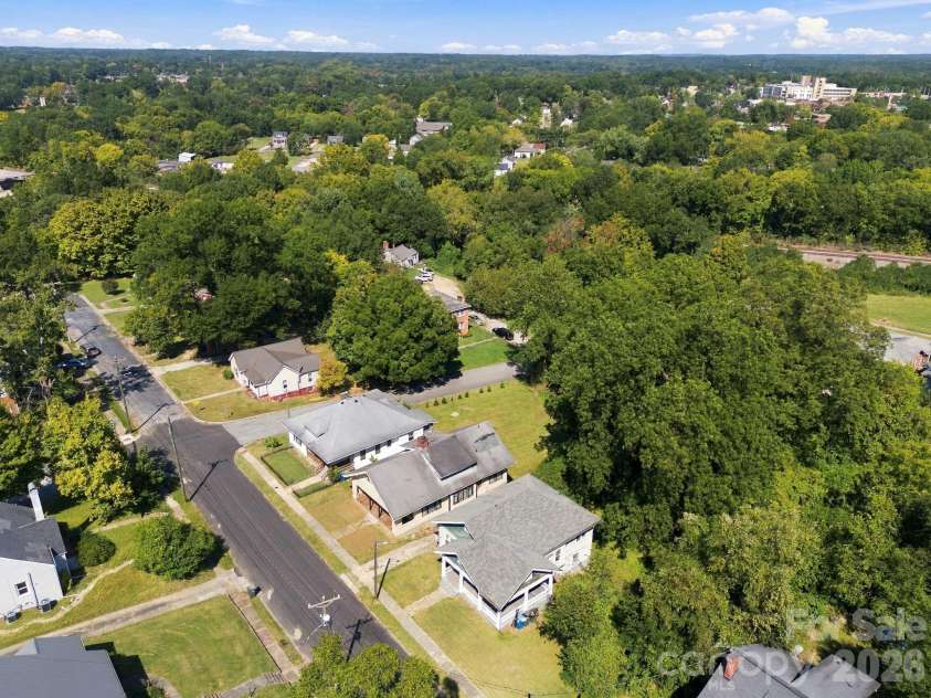 622 Council Street, Salisbury, NC 28144.  MLS# CAR4432485, YatesRealty ID 55277. 