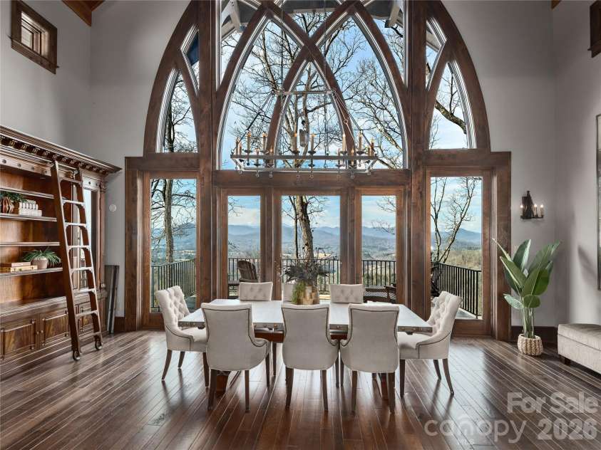 434 Coopers Hawk Drive, Asheville, NC 28803.  MLS# CAR4352504, YatesRealty ID 5528. 