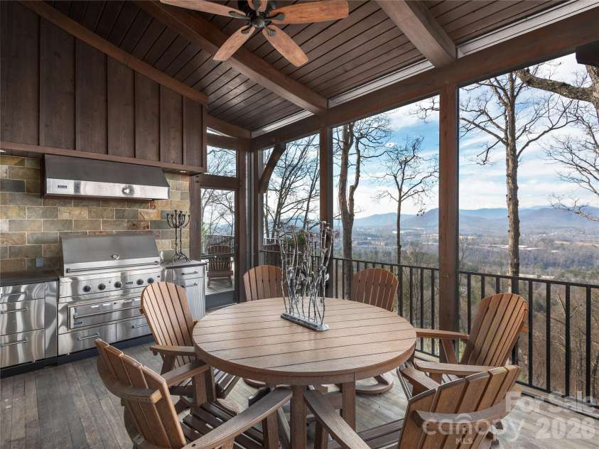 434 Coopers Hawk Drive, Asheville, NC 28803.  MLS# CAR4352504, YatesRealty ID 5528. 