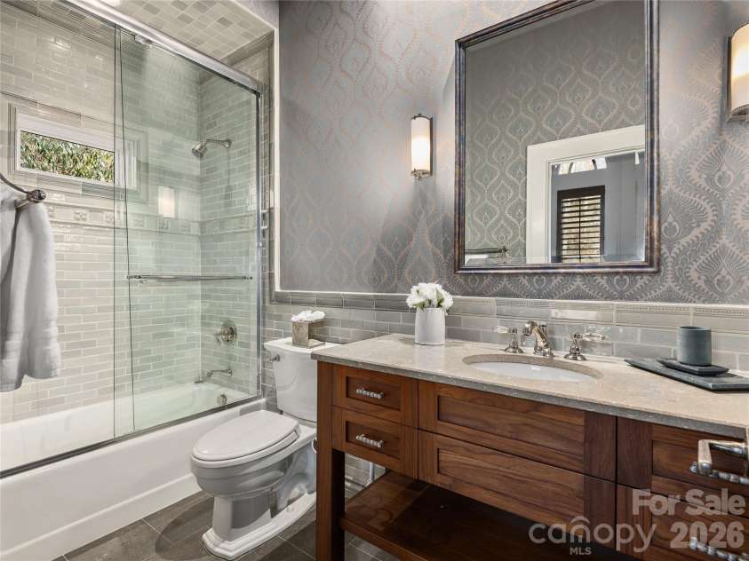 434 Coopers Hawk Drive, Asheville, NC 28803.  MLS# CAR4352504, YatesRealty ID 5528. 