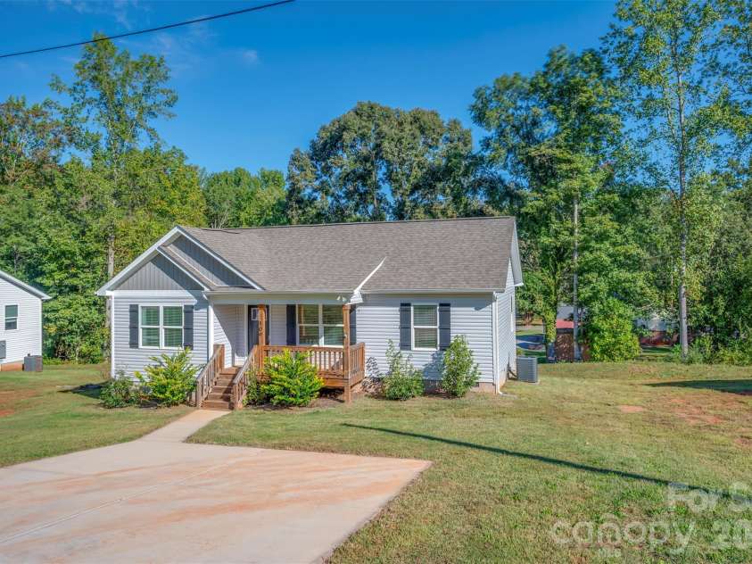 109 Orchard Street, Forest City, NC 28043.  MLS# CAR4431289, YatesRealty ID 55280. Front of Home