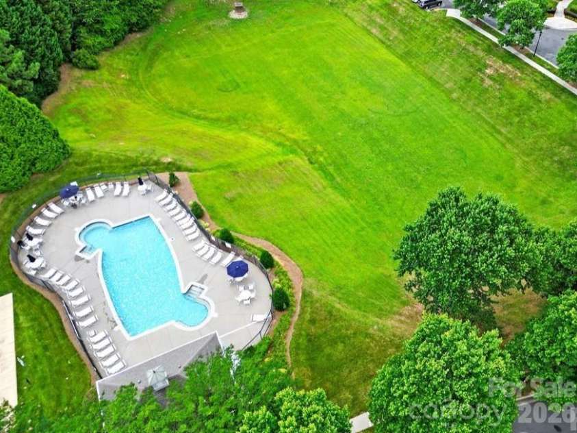 11911 Royal Castle Court, Charlotte, NC 28277.  MLS# CAR4408967, YatesRealty ID 55281. 