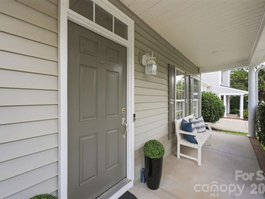 11911 Royal Castle Court, Charlotte, NC 28277.  MLS# CAR4408967, YatesRealty ID 55281. 